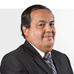 Fernando Vázquez Mora